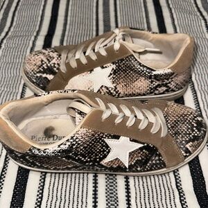 Pierre Dumas Sneakers